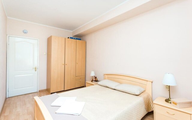 Homebooking Novyij Arbat 22 162 Apartments