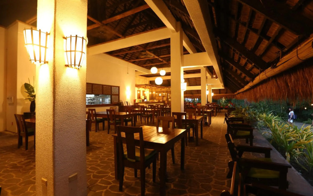 Amun Ini Beach Resort & Spa