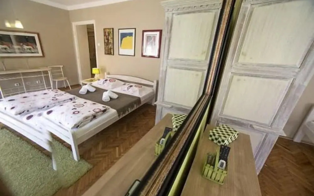 Apartment Green - Near Kalemegdan Citadel
