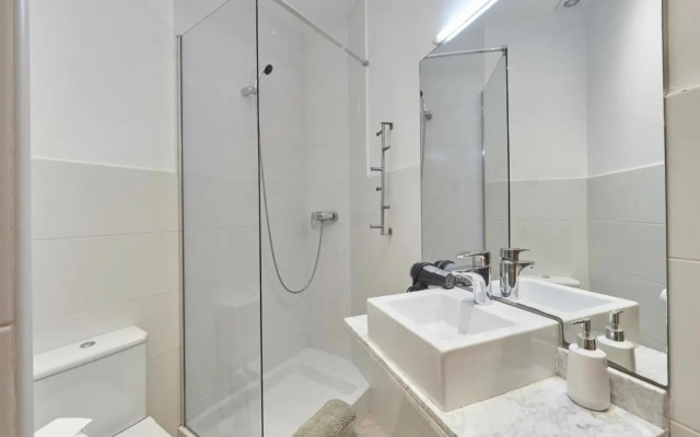 Duplex Sagrada Familia 2