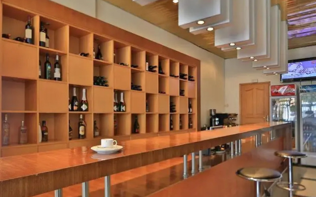 Ritz Roma Huambo