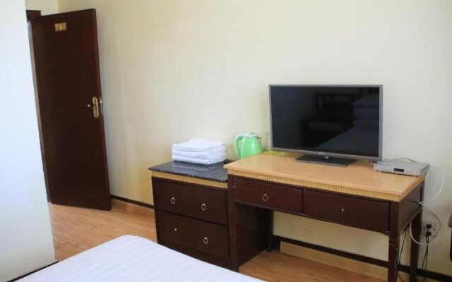 Qicaidanxia International Youth Hostel