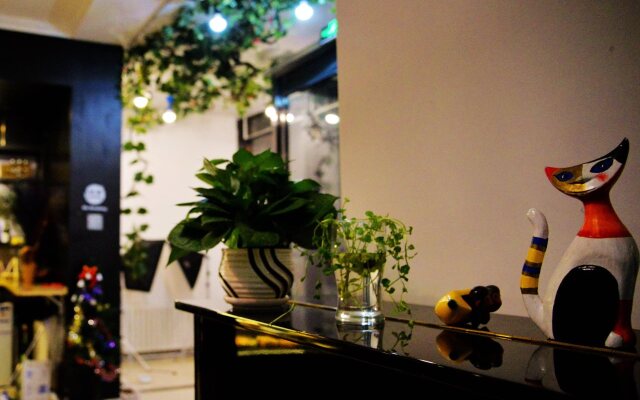 Shenyang Lazybee Youth Hostel