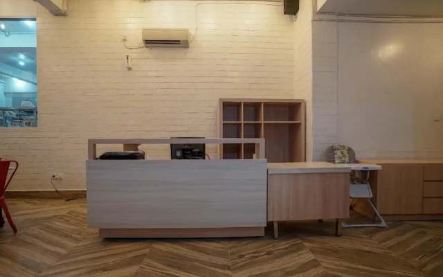 Residence 8 By Zuzu