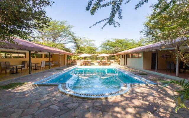 PrideInn Mara Camp & Cottages