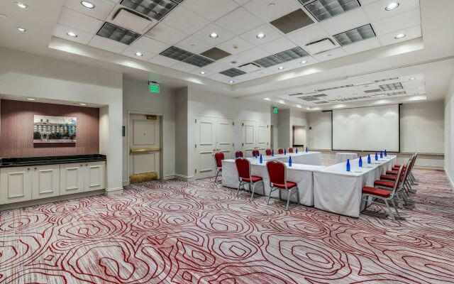 Hilton Garden Inn Suffolk Riverfront