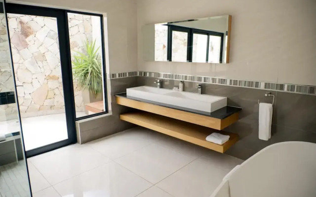 Africanos Country Estate