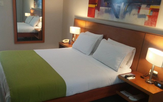 Hotel Atrium Plaza