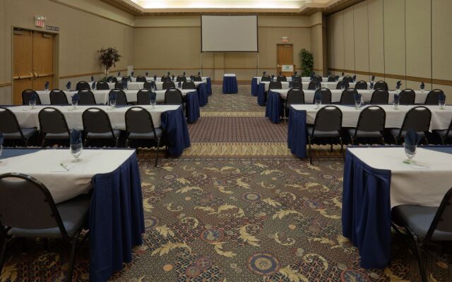 Holiday Inn Spearfish - Convention Center, an IHG Hotel