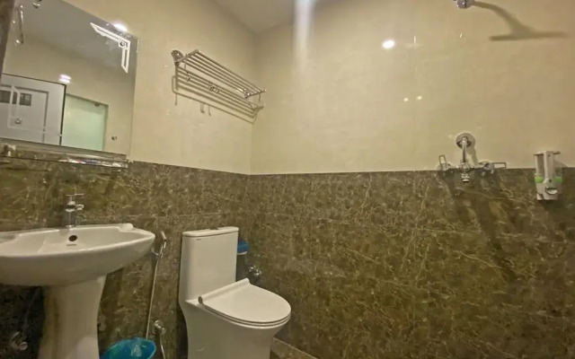 Hotel Shree Yantra by OYO Rooms