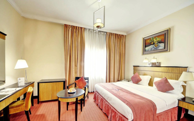 Rayan Hotel Corniche