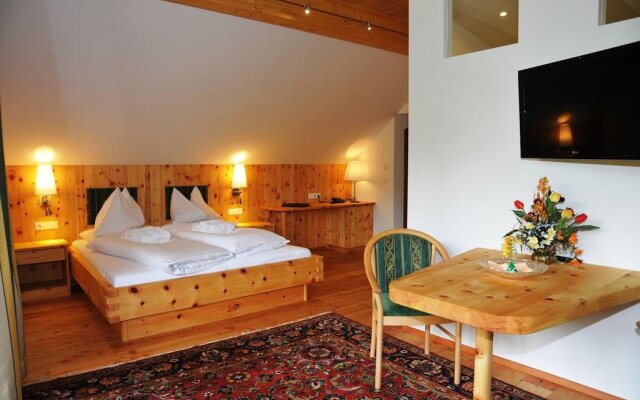 Hotel Häuserl im Wald