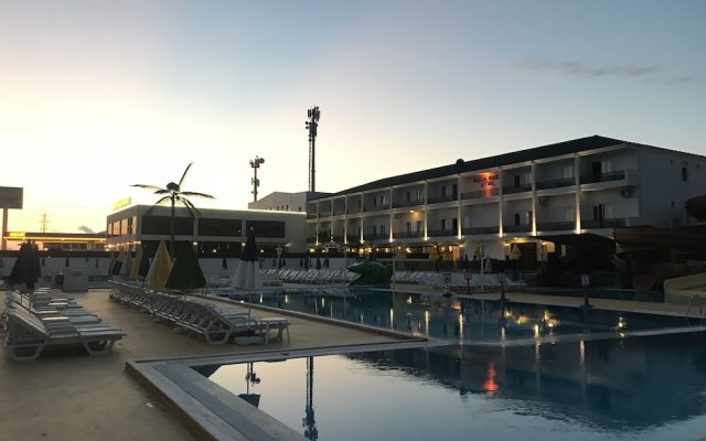 Karasu Aqua Park Otel