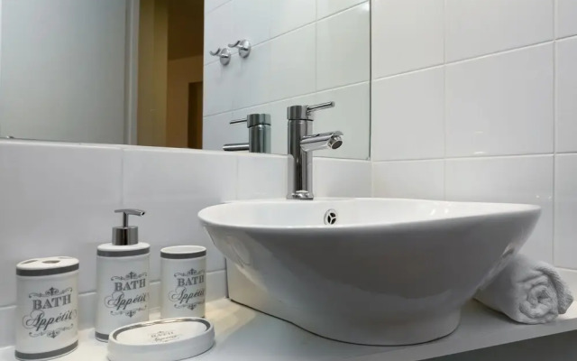 Vintage Apartment in the heart of Plaka