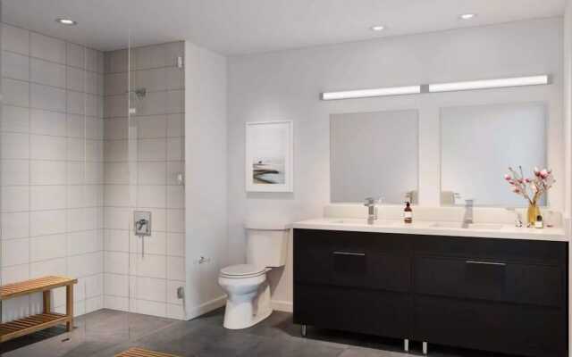 Hope St Downtown Luxury Rentals