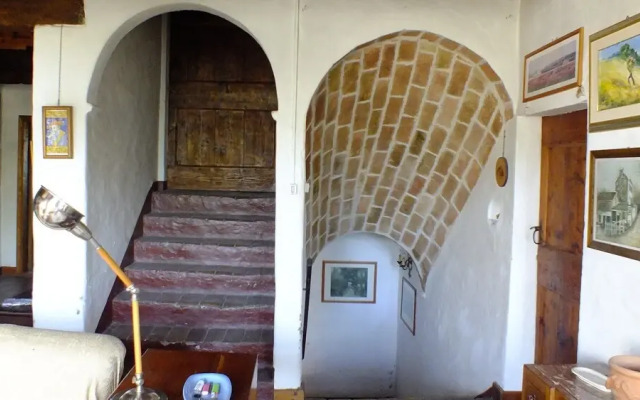 Whole Cottage In The Old Winery