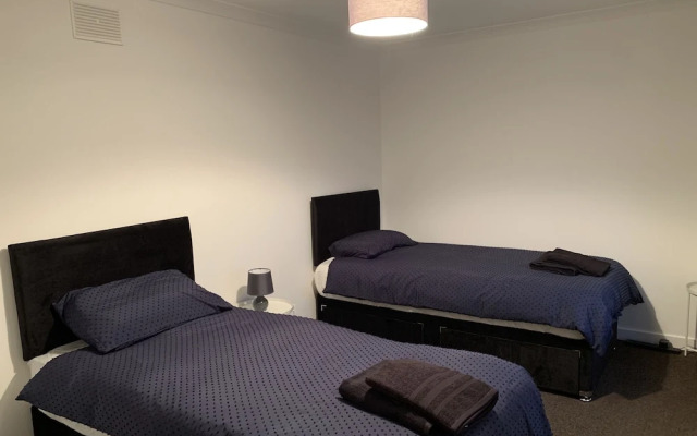 2-bed Apartment in Dumfries Close to Town Centre