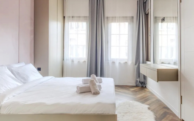 Spacious Modern Flat With Balcony 5 min to Taksim