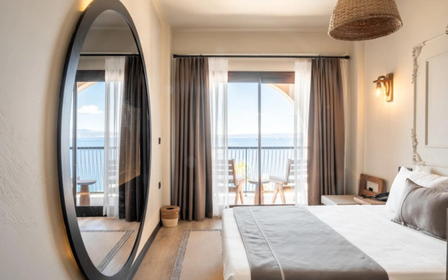 The Local House Ayasaranda