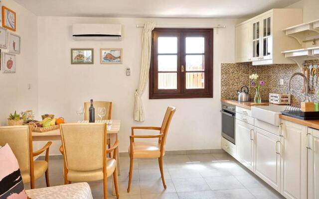 CENTER Penthouse - MEDIEVAL Town 10'- BEACH 2'