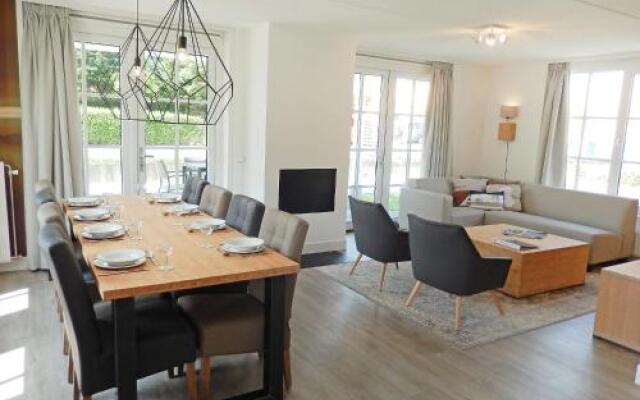 Holiday home Villapark De Witte Raaf 2