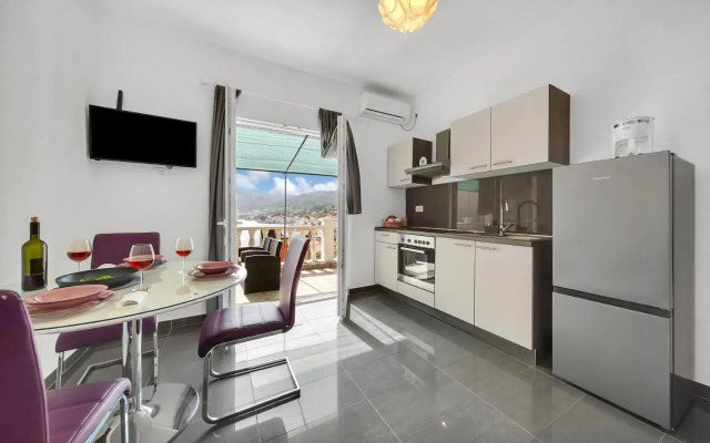 Apartments & Rooms Safić