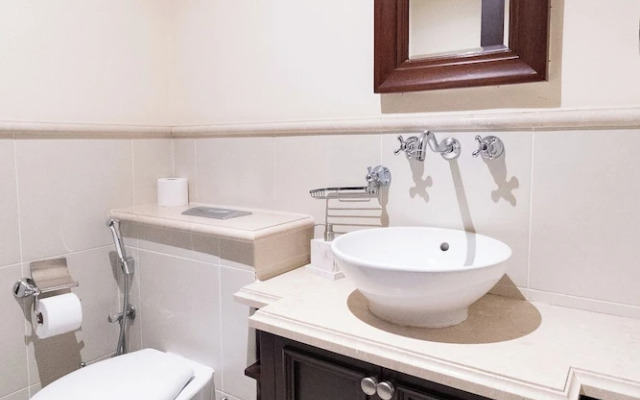 Reehan 1 - Happy Season - 2BR - Downtown