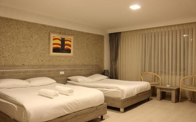 Tavşanlı Otel