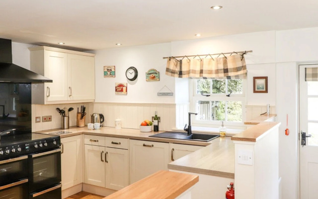Huntingstile Lodge