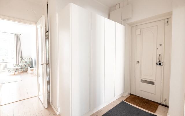 2ndhomes Beautiful & Modern 1BR Home with Central Location