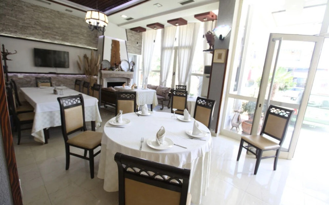 Malvina Hotel