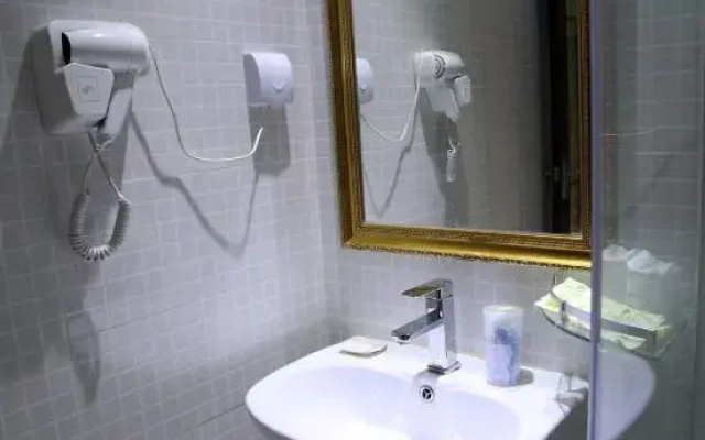 Xingjiayuan Business Hotel