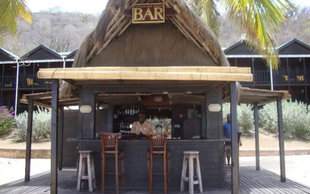 Tamarind Beach Hotel & Yacht Club