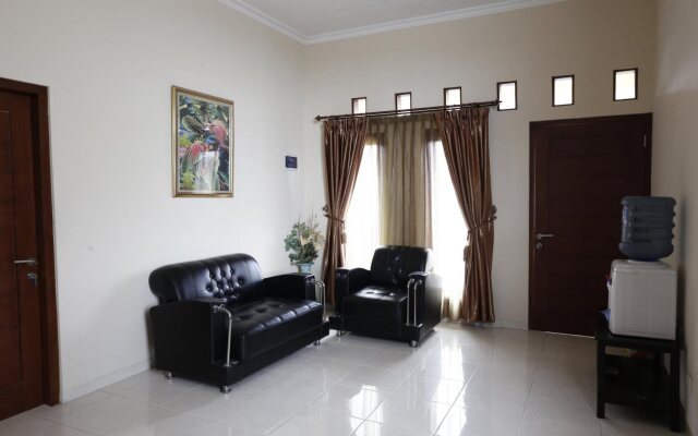 Twin House