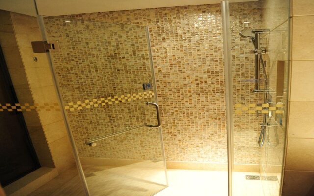 Yantai Shunhe Huaqiao Hotel