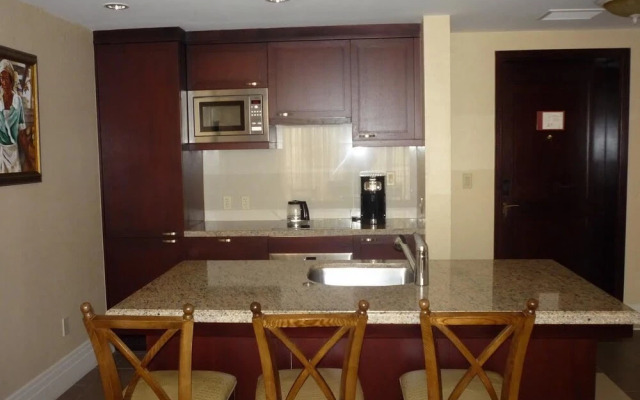 Palmyra Luxury Beach Condo