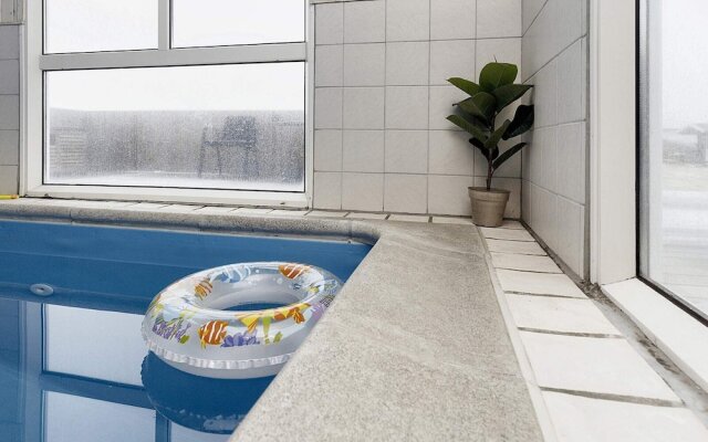 Luxury Cottage With Pool and Sauna-by Traum