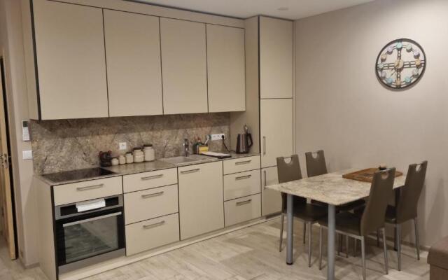 Garden Studio Flat with Infra Sauna near the Alka Beach