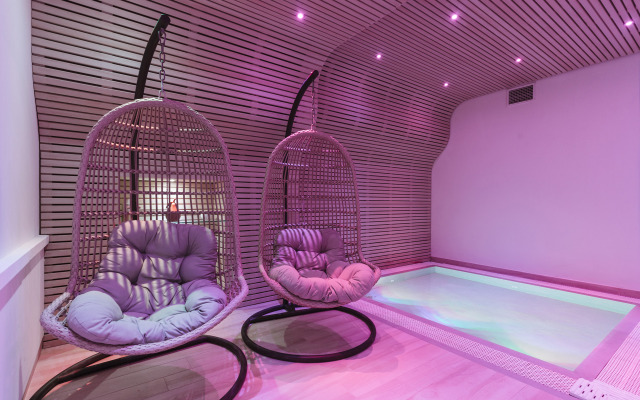 Victoria Palace Hotel & Zen Wellness