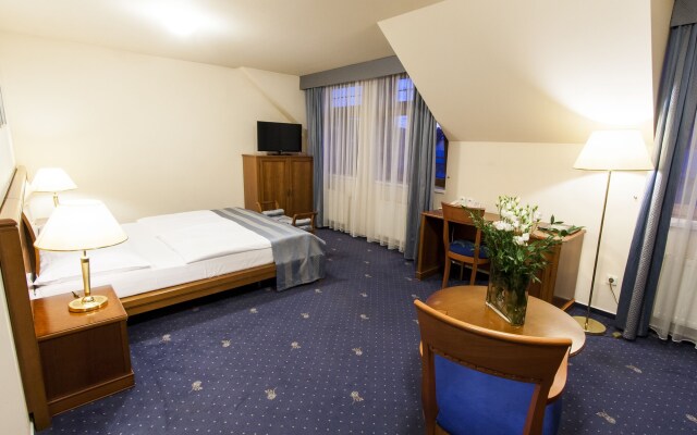 Hotel Modrá Ruže