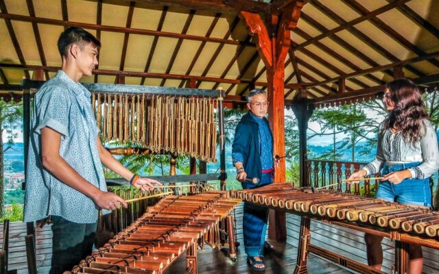 Mulberry Hill by The Lodge