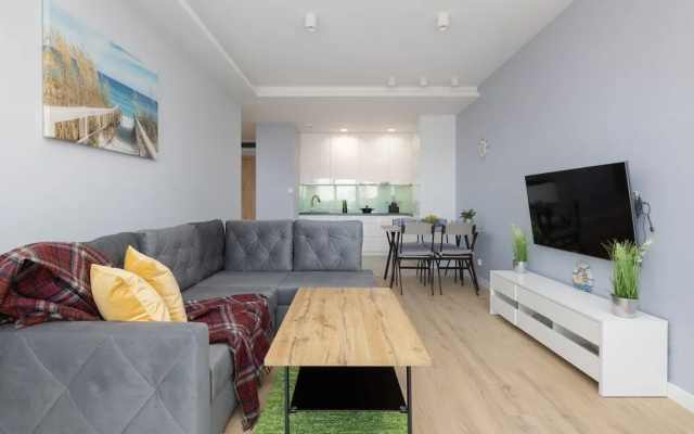 Riverfront Apartment by Renters