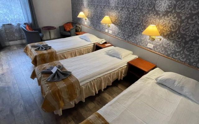 NB Hotel