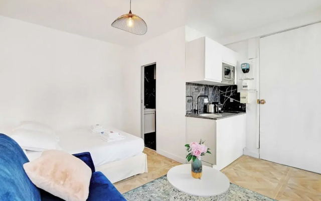 Super Studio - Place de la Bastille