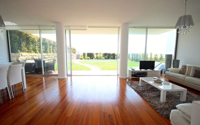 Lux Design Villa in Sintra