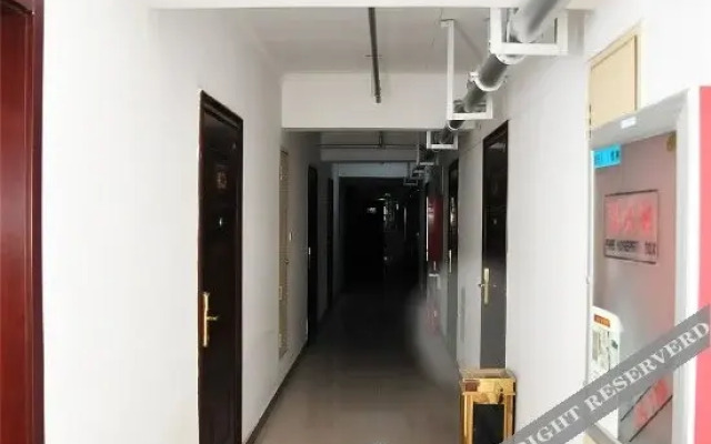 Yuyu Business Hotel