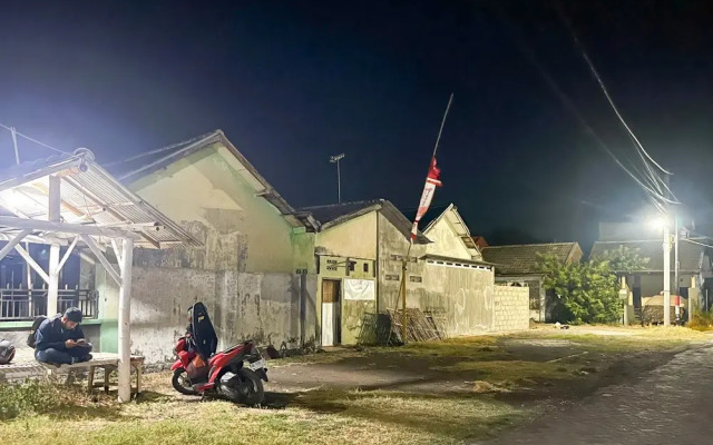 Oma Kost 3 Probolinggo Mitra RedDoorz