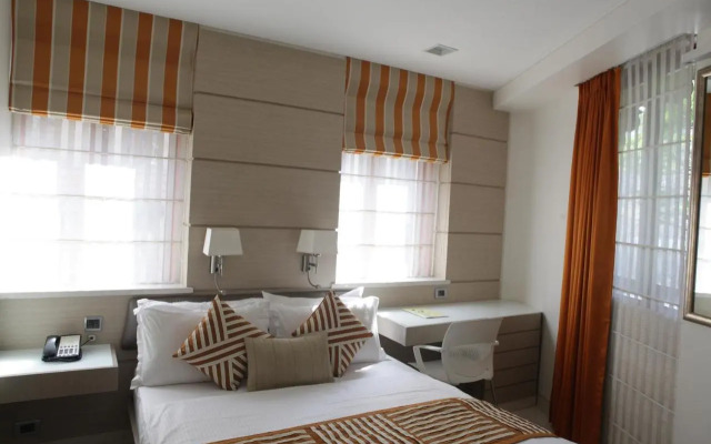 Residency Hotel Fort