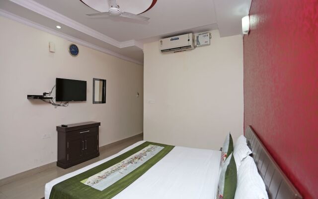 OYO 4073 Hotel Esskay