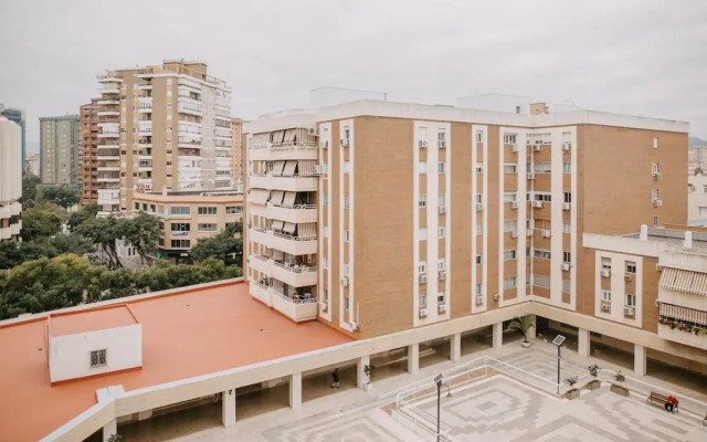 Puente De La Esperanza City Center